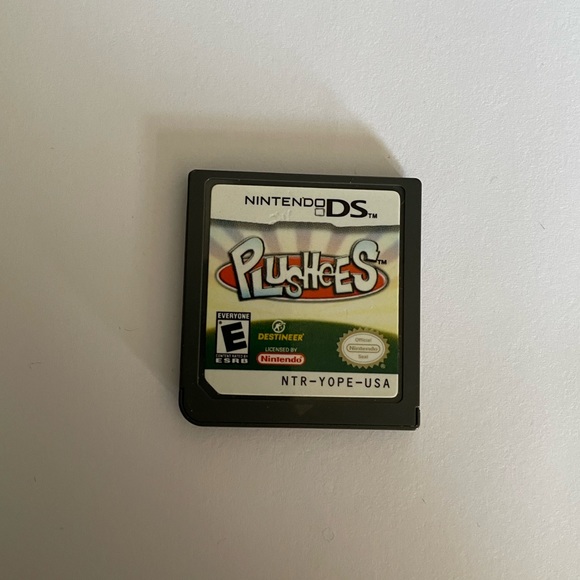 Plushees - Nintendo DS - Picture 1 of 2